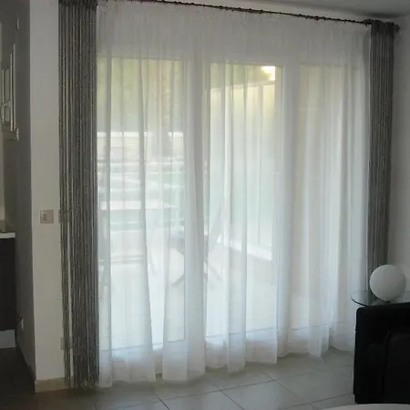 Appartamento Sleeps 2 Air Con Wifi *